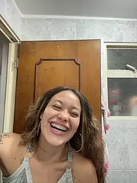Diosa_Pinkk's Live XXX Chat