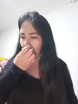 XXX chat uživo modela Karla__Morrison