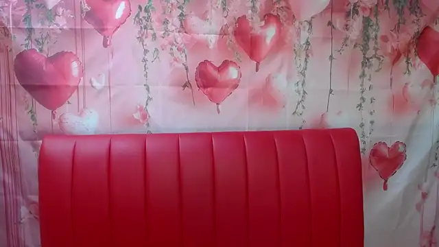 FreyaDak's Live XXX Chat