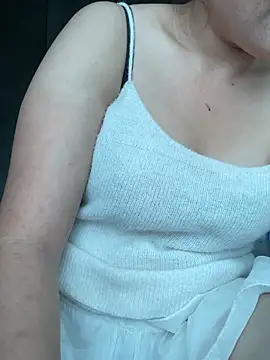 m-mbae Adlı Modelin Canlı XXX Sohbeti