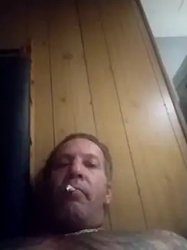 AceticPinscher live XXX chat