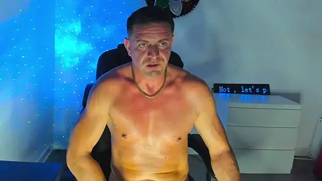 petr37pol 网络视讯表演