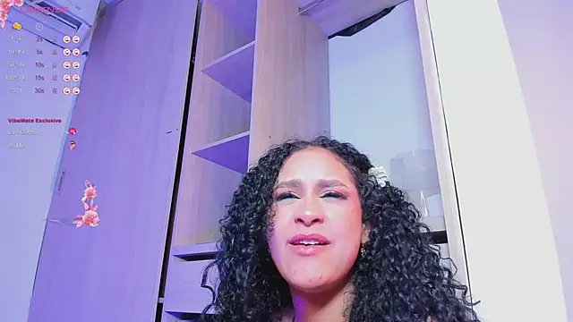 SSWEETSIINNN's Live XXX Chat