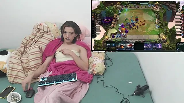 ShyBabyFem's Live XXX Chat
