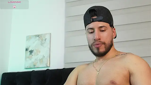 Thiago_Hill webcam show