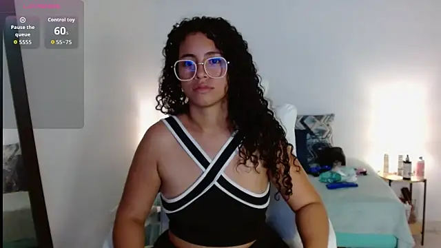 Show de Luciianita_lov199 na webcam