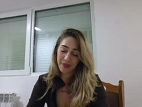 ZenyShy's Live XXX Chat