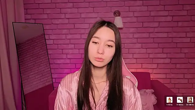 Chat +18 de Nicole_Brownie ao vivo