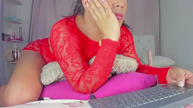 Webkamerová show briitany_hot