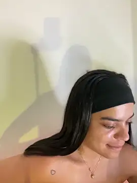 JuanitaMore01 élő XXX-chatje