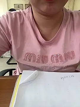 Donna9696 网络视讯表演