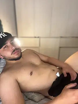 Show modela im_lea na web-kameri