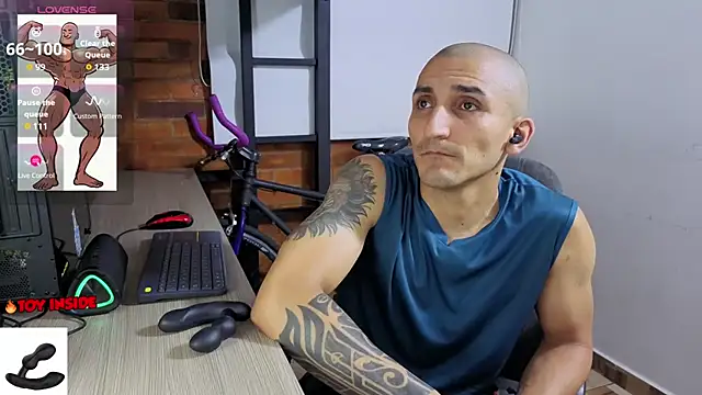 Marck_Muscle Adlı Modelin Canlı XXX Sohbeti
