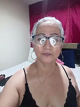 Chat XXX en directo de NaraMilf