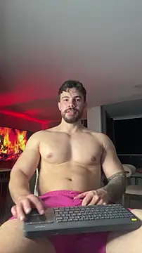 عرض كام Valenthino_Salvatore