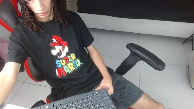 Axel_fox77のライブXXXチャット