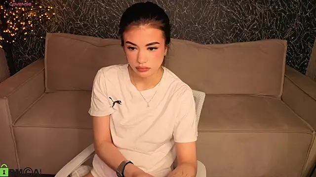 Alisha_Blakee: онлайн-секс-чат