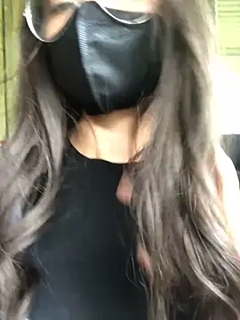 Writhing_First Show Webcam