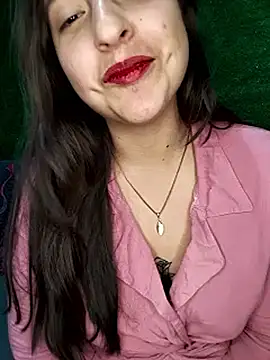 MaskedLatinaX Adlı Modelin Canlı XXX Sohbeti