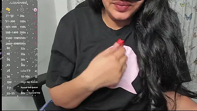 Smiley_Riya Chat XXX live
