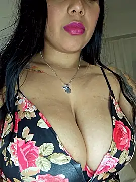 Chat +18 de Angelmoon04 ao vivo