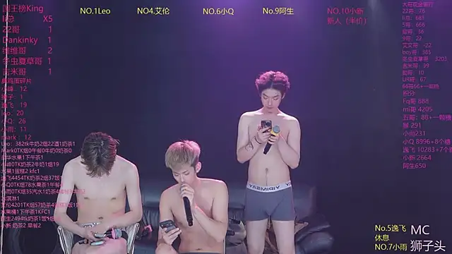 AAA-winnerのライブXXXチャット