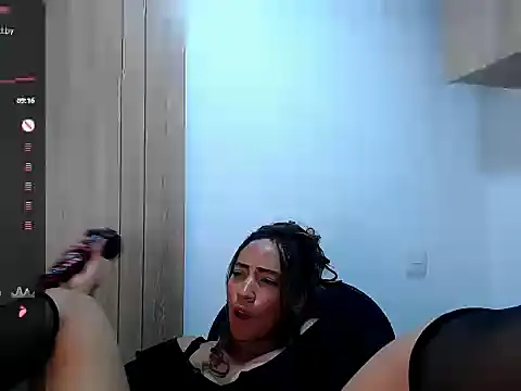 Онлайн чат XXX Danna_Ross_
