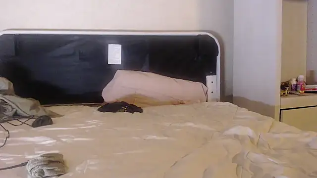 cashmasterzobistone Show in webcam
