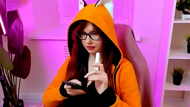 CarolGiggly's Live XXX Chat
