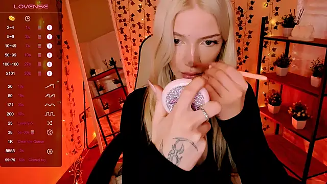 Chatroom XXX en direct de AnyaTaylor_