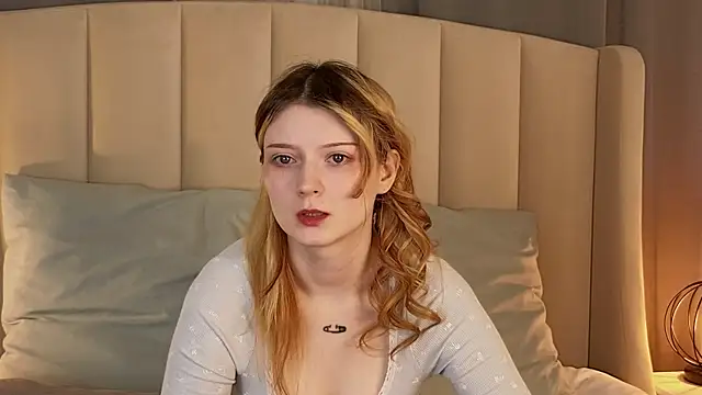 AlyssFrost's Live XXX Chat