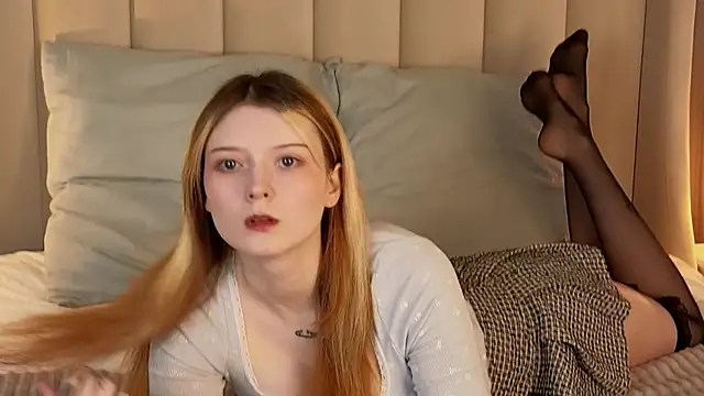 AlyssFrost's Live XXX Chat