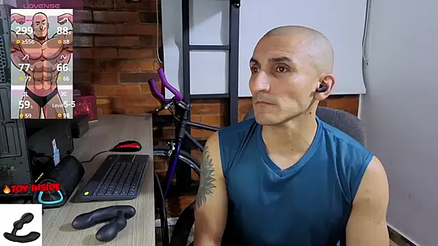 Marck_Muscle live XXX chat