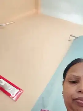 Show modela deepika_padukoni44 na web-kameri