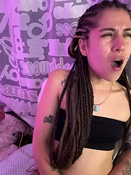 Hellen_dumont Adlı Modelin Canlı XXX Sohbeti