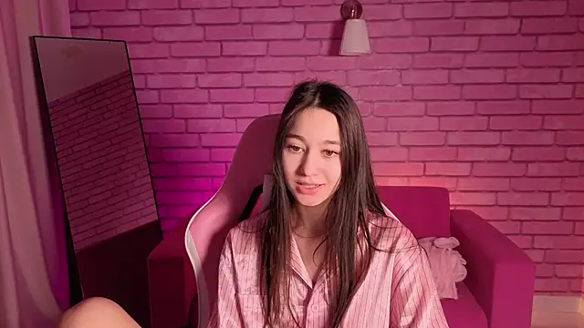 Nicole_Brownie Live XXX-Chat