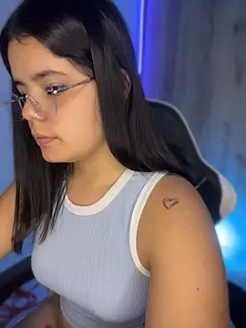 عرض كام 2Angela_