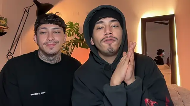 Noah_and_Steven's Live XXX Chat