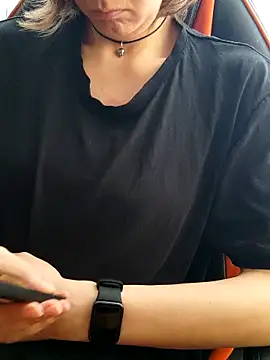 Aashikalaa's Live XXX Chat