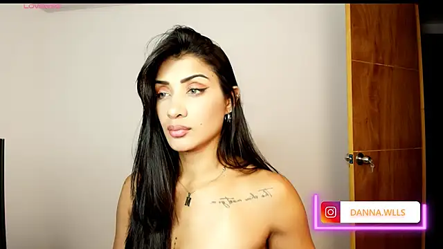 Chat +18 de Dannawells ao vivo