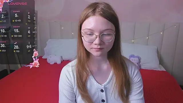 Mia_Yuri's Webcam Show