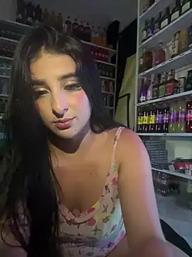 _Linoshka_1 Adlı Modelin Canlı XXX Sohbeti