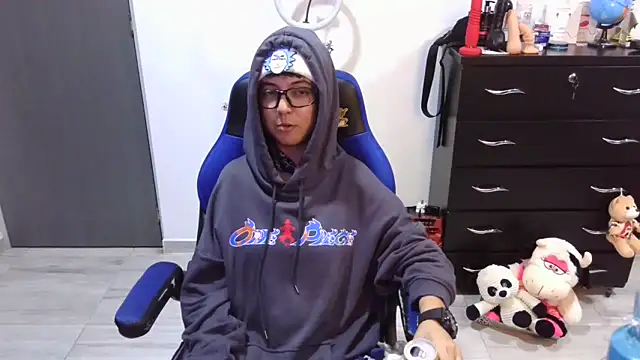 Živý XXX chat thomascooper7