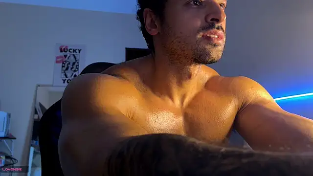 Lucasfit24: απευθείας συνομιλία ΧΧΧ