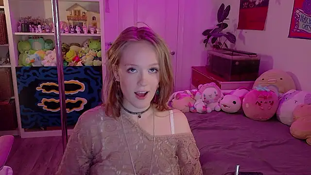 Daisy_Dollxo: διαδικτυακό σόου στην κάμερα