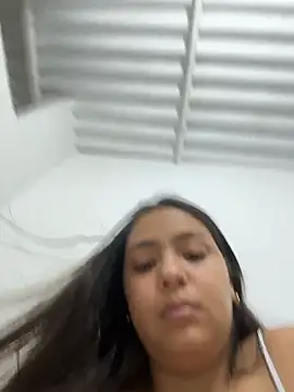 Chat +18 de Baby_morena12 ao vivo
