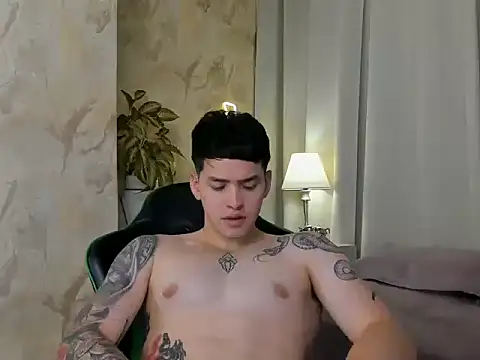 RONNY_COLTON webcam show