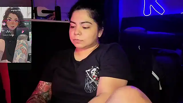 Chat XXX ao vivo de kimmiakiss22