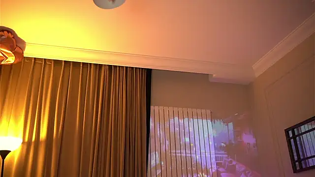 Your_Nicolett élő XXX-chatje