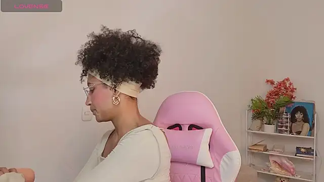 XXX chat uživo modela mulata_1ch
